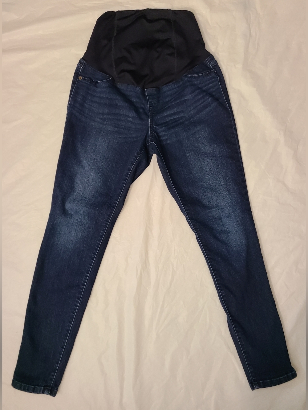 Dark Wash Skinny Maternity Jeans by Ingrid & Isabel from Target- Size 6